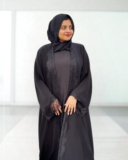 Black Reem – Lace Edge Elegance